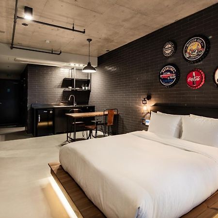 Snob Boutique Stay Согвіпо Екстер'єр фото