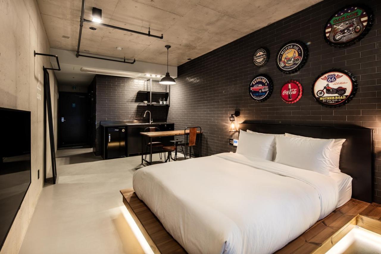 Snob Boutique Stay Согвіпо Екстер'єр фото